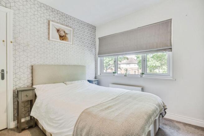 3 bed Semi-Detached for sale Image 9