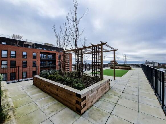 9th floor roof terrace