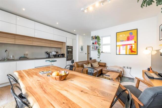 Flat 7, 20 Norfolk Terrace-3.jpg