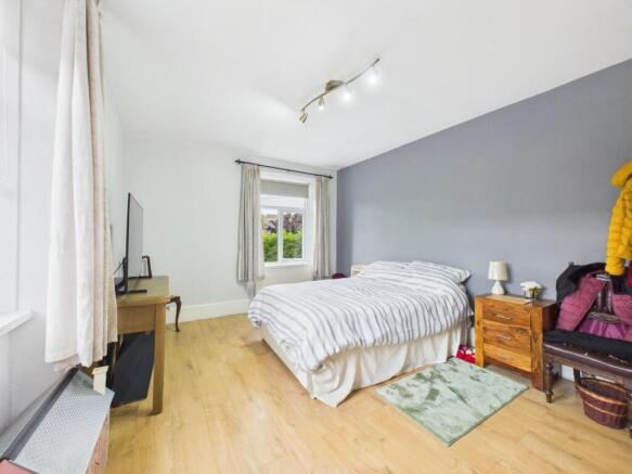 3 bed Terraced for sale Image 12