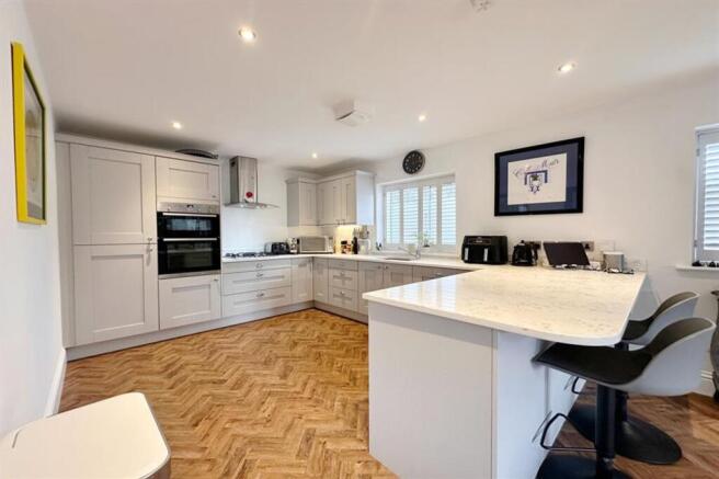 Open Plan Living Dining Kitchen