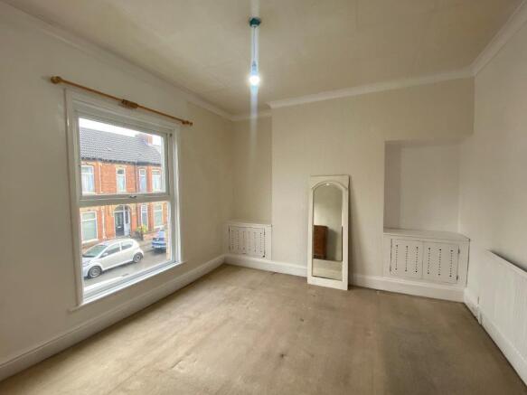 2 bed Terraced for sale Image 12