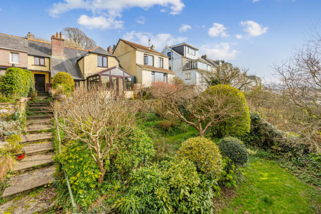 A08 - Avon House, Kingsbridge - 260304