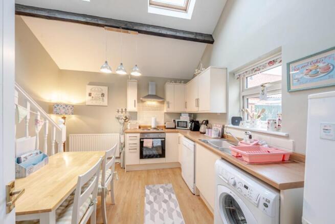 4 bed Detached for sale Image 7