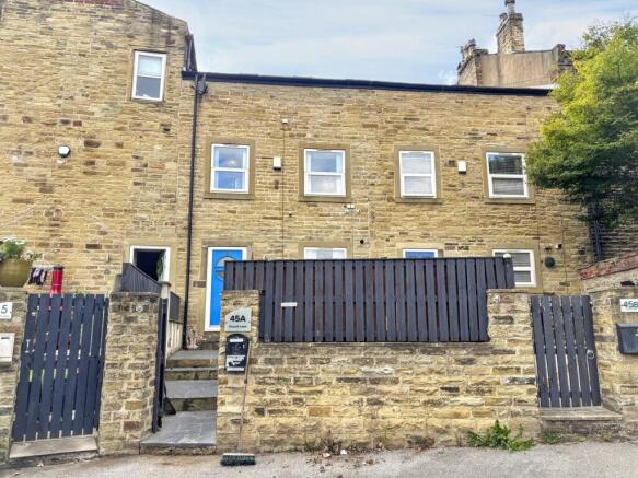 4 bed Terraced for sale Image 5