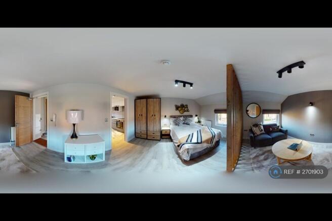 Flat 2 - 360 Degrees