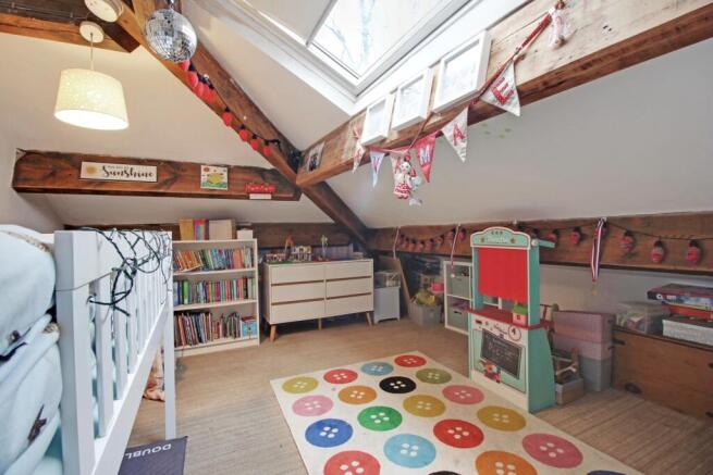 Bedroom 2 - double