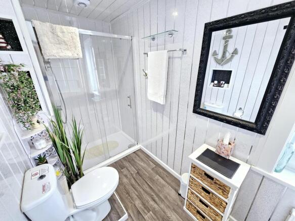 4 bed Terraced for sale Image 11