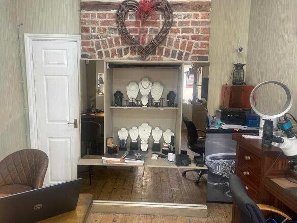 shop 2