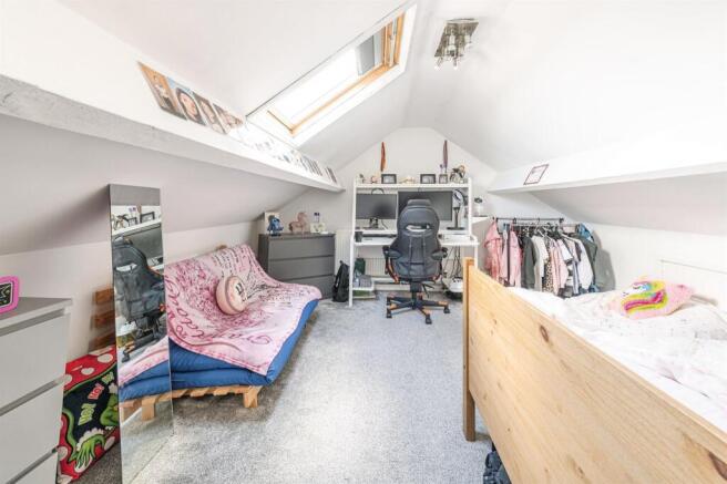 2 bed Semi-Detached for sale Image 10