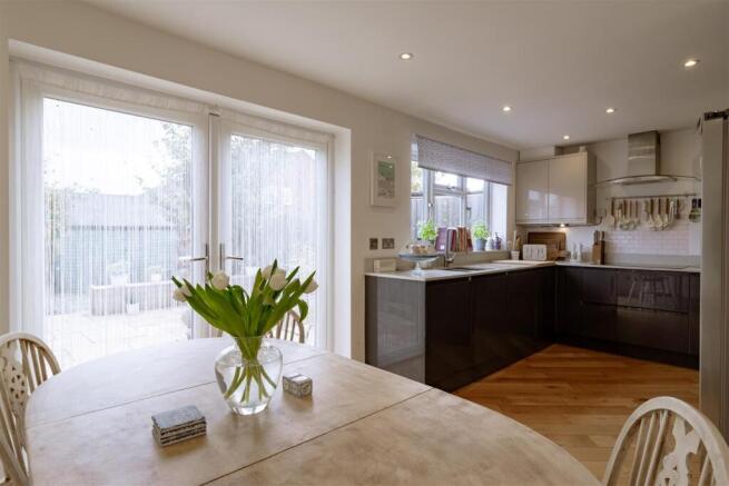 Mill Crescent, 74.jpg