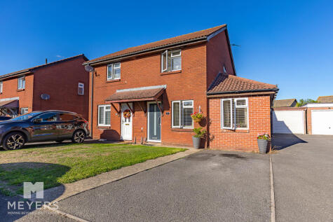 Chickerell Close, Bournemouth, BH9 3QX