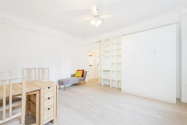 Studio Room