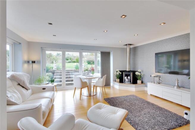 Dining/Family Room