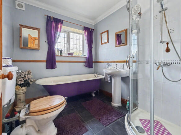 2 bed Detached Bungalow for sale Image 10