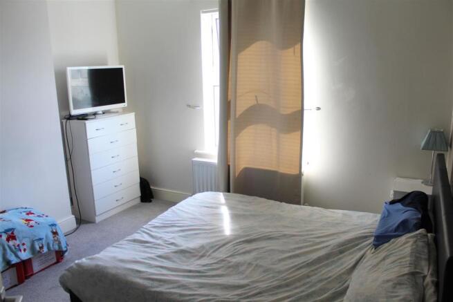 833 Woodbridge Road (bedroom1).JPG