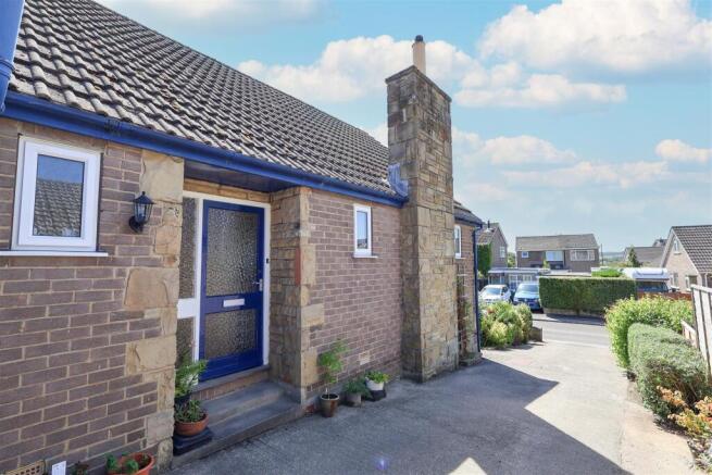 4 bed Detached for sale Image 10
