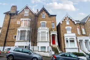 1b, Rockmount Road, Upper Norwood, London SE19 3SZ