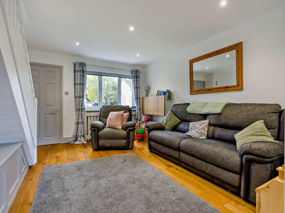 8667826-interior1...