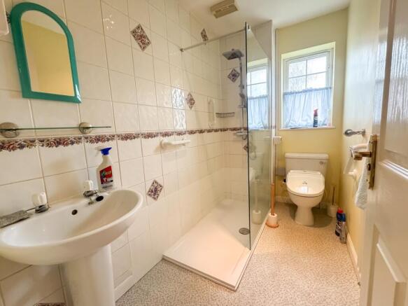 2 bed Semi-Detached for sale Image 12
