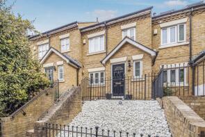 5, 469a Rubens Gardens, Lordship Lane, London SE22 8JZ