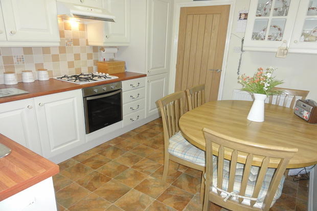 Fitted Kitchen