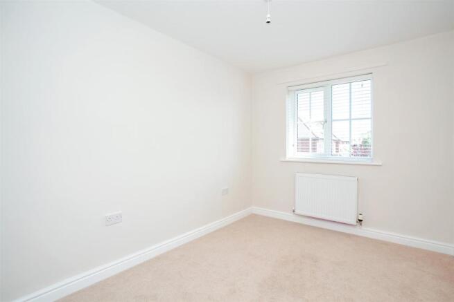 Bedroom 4.jpg