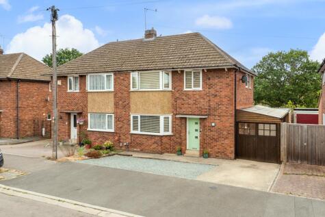 NN15 Greenhill Road, Kettering