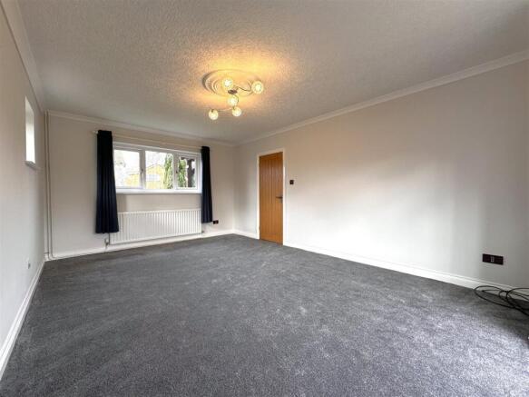 Sandfield Way, Newark photo 5