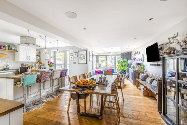 Kitchen/Dining