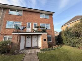 Flat 2, 32 34 Lorraine Court, Camborne Road, Sutton SM2 6RE