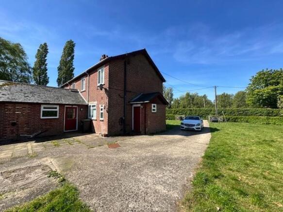 2 grange farm side pic new.jpg