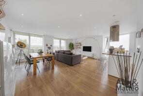 Flat 52, Ensign House Tavern Quay, Rope Street, London SE16 7EX