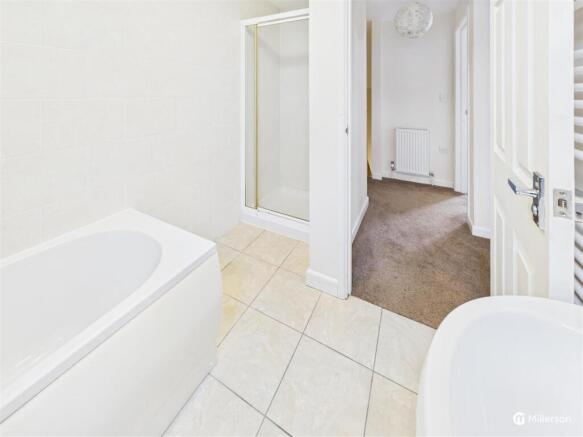 BATH/SHOWER ROOM