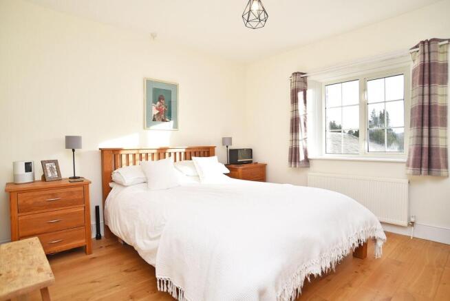 3 bed Not Specified for sale Image 5