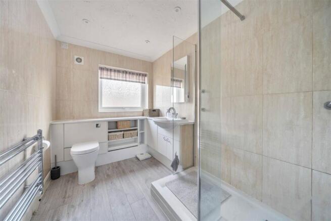 En Suite Shower