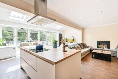 Chiltern Drive, Surbiton, KT5