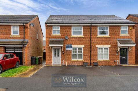 Crompton Gardens, Bolton, BL1