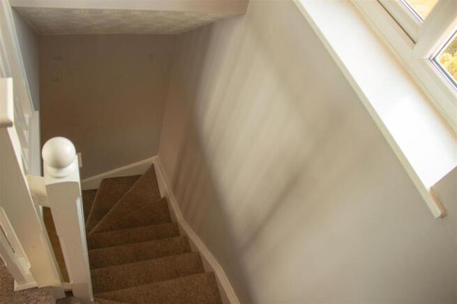 Stair 50 Assn Way NR7 0TQ-10.jpg