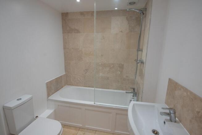 2 bed Apartment for sale Image 9
