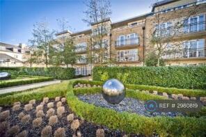 Flat 2, 21 Magenta House, Whitcome Mews, Richmond TW9 4BU