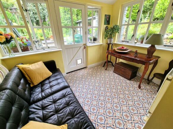 Garden Room.jpg