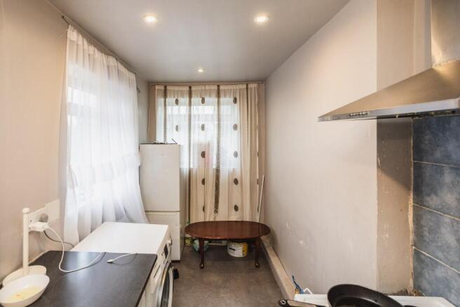 2 bed Terraced for sale Image 9