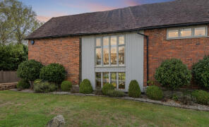 Hill Barn, Pig Trot Lane, Danzey Green, Solihull B94 5BJ
