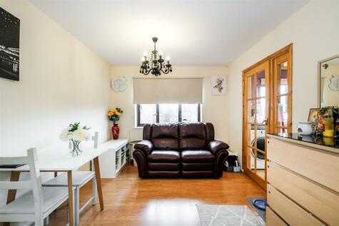 Lamorna Close, Walthamstow