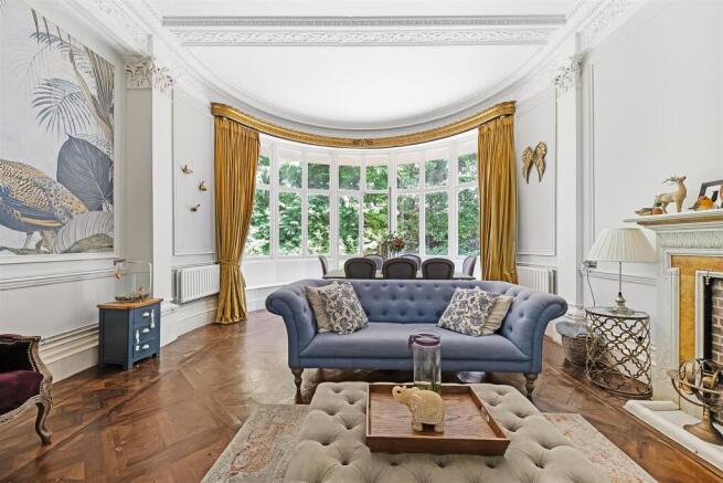 Reception Room/Dining Room