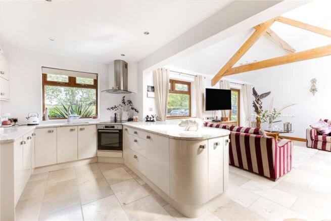 Kitchen/ Family Room