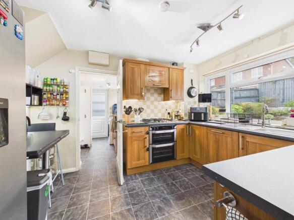 Baveney Road, Worcester, Worcestershire, WR2 photo 4
