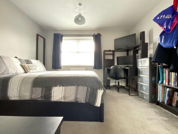 2 bed Semi-Detached for sale Image 11