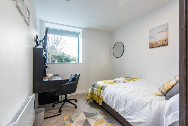 Ensuite Bedroom 2...